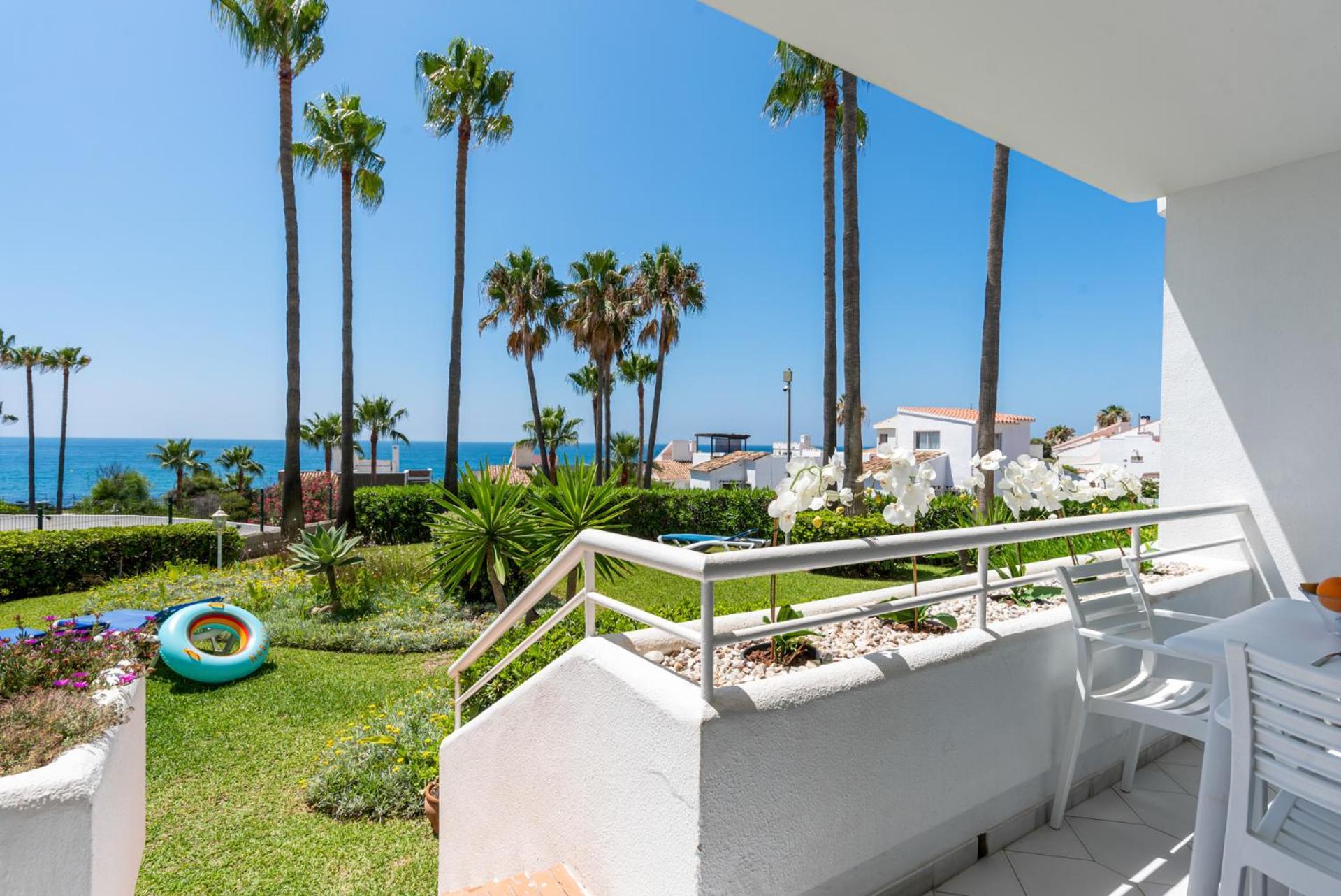 Miraflores Apartments By The Beach Costa Del Sol Sitio de Calahonda Eksteriør billede
